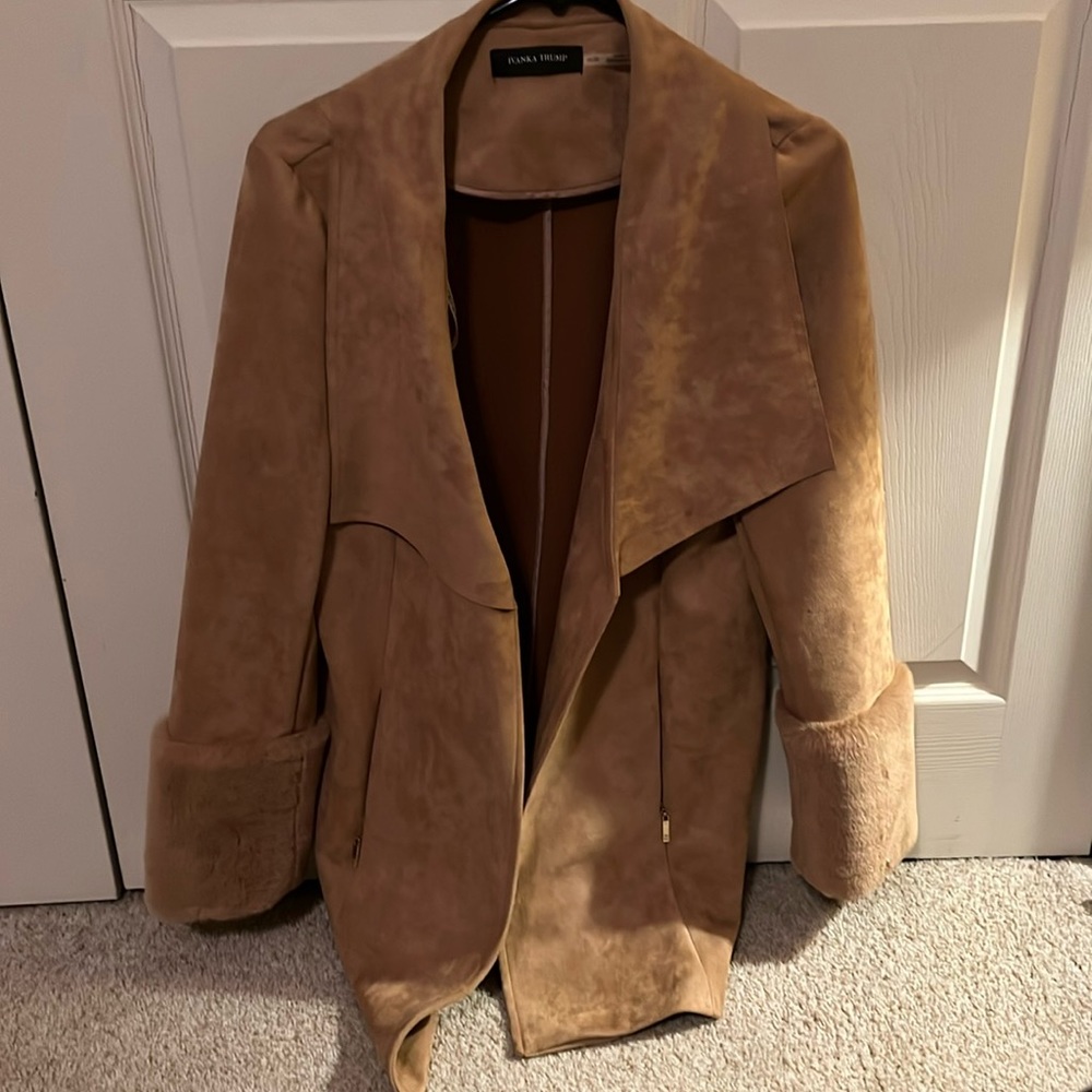 NWT Ivanka Trump  soft suede
Tan JACKET